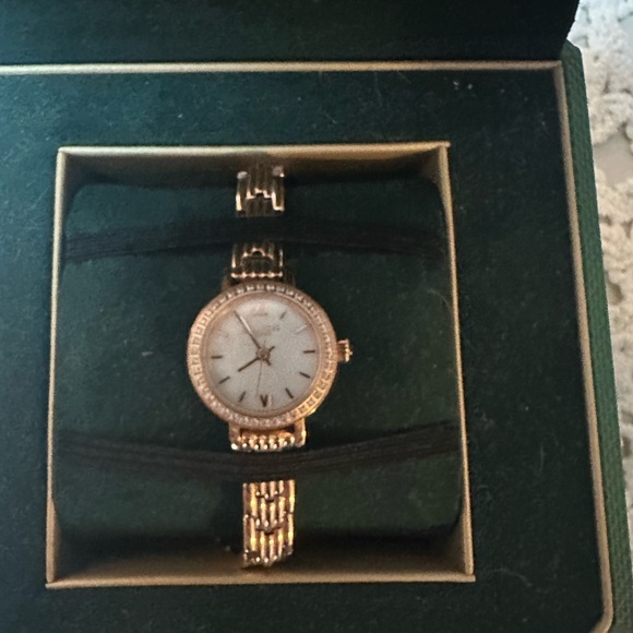 Women's Gold Watch - Picture 2 of 4